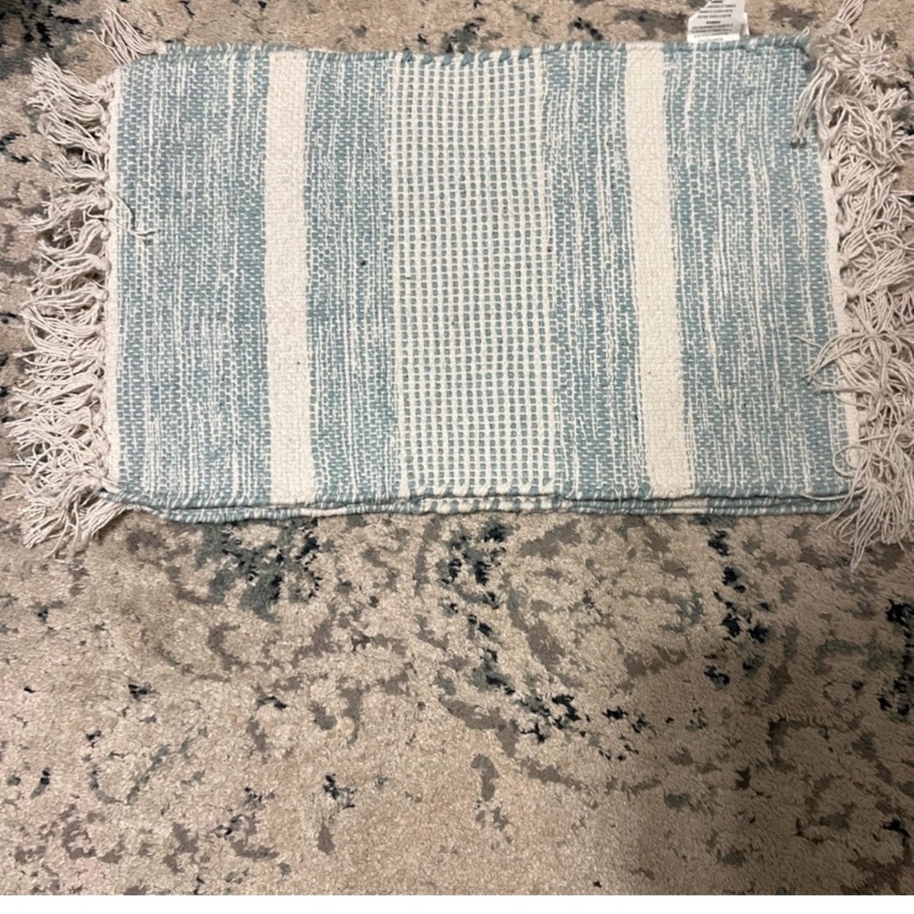 Set of 4 Aqua Blue & White Fringe Placemats 20x13 Coastal Farmhouse - Picture 4 of 4